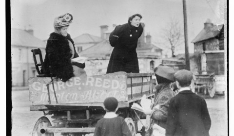 suffrage speaking from cart, london